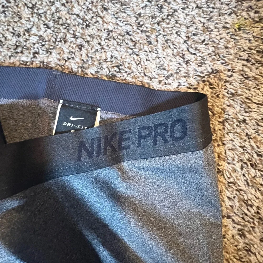 Nike Pro Dri-FIT Womens‎ XL Gray Heathered Athletic Leggings Mesh Panel Training